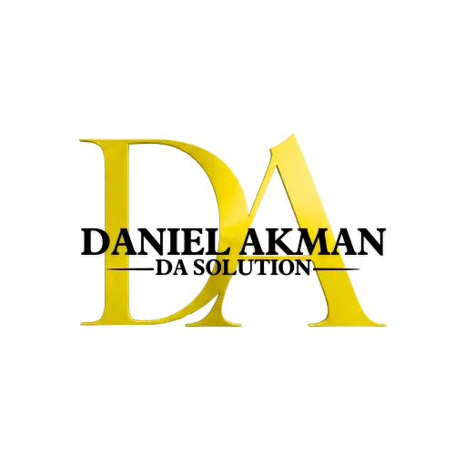 Ein großes gelbes D und ein großes gelbes A. Darauf ein schwarzer Schriftzug Daniel Akman DA Solution.